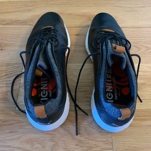 Men’s Puma golf shoes